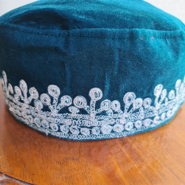 Sea Green Silver Tilla Velvet Cap - Image 3