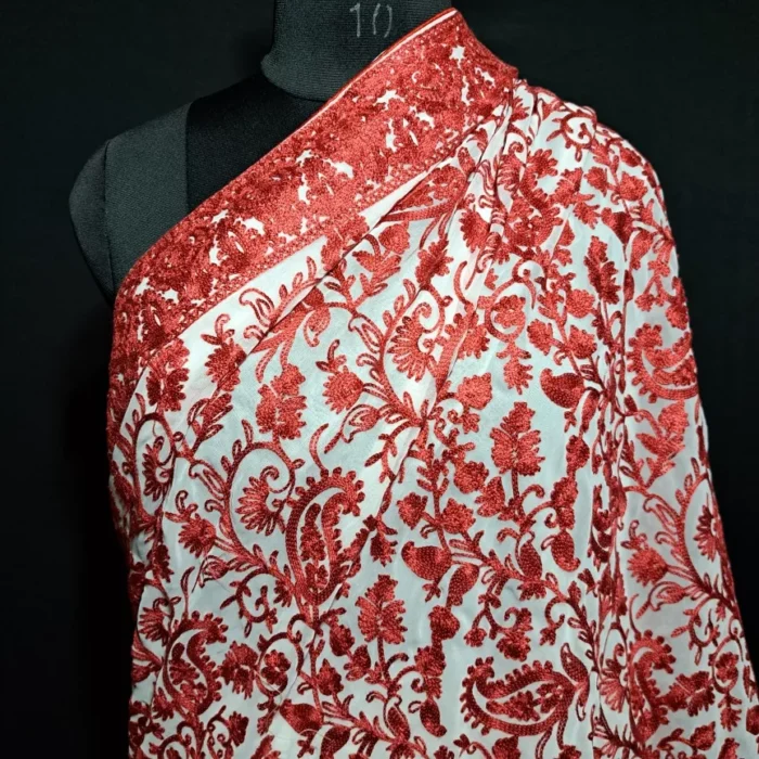 White and Red Saeem Badami Georgette Kashmiri Saree With Heavy Aari Embroidery - Image 2