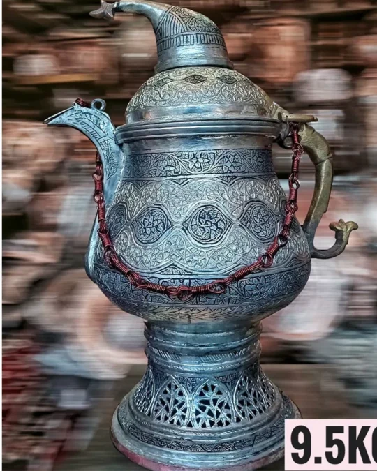 Largest Kashmiri Copper Samavar - Handmade- 60 Cup Tea Kettle (Kahwa, Noon Chai)