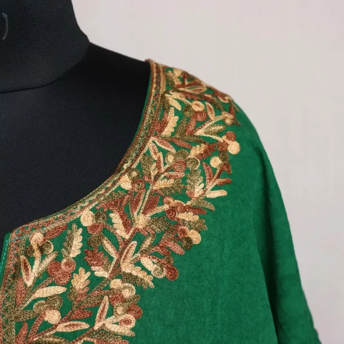 Green Kashmiri Kaftan – Aari Embroidered Crush Cotton L52 - Image 3