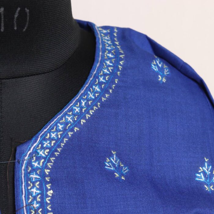 Blue Kashmiri Cotton Kurta with Sozni Handwork - Image 4