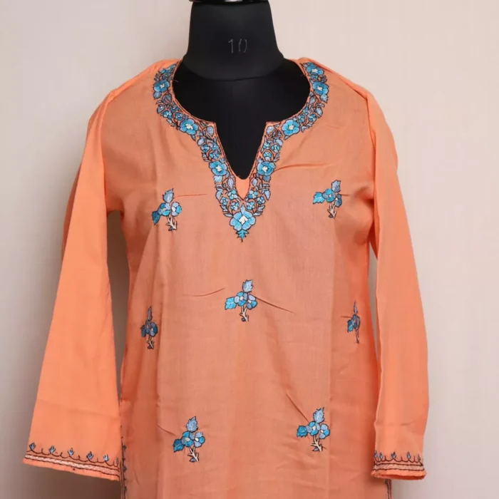 Parch Summer Cotton Kurta with Kashmiri Sozni Handwork - Image 2