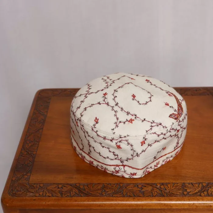 Pearl White Sozni  Toosha Cap | Aftabi Border - Image 3