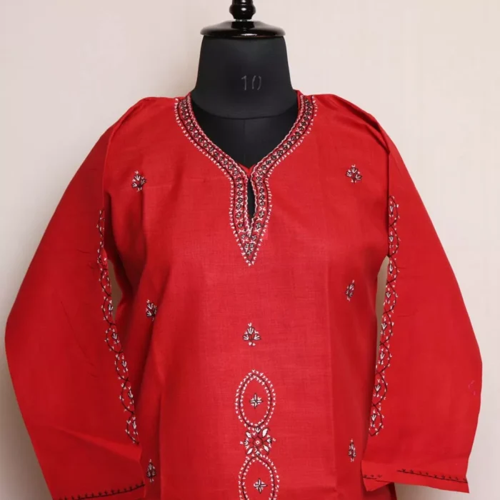 Red Kashmiri Sozni Embroidered Cotton Kurta - Image 2