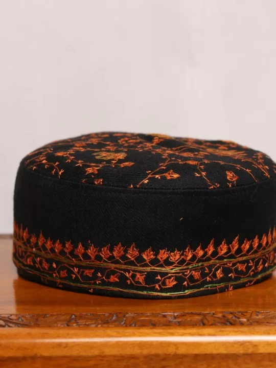 Qasida Toosha Black Hand Sozni Cap