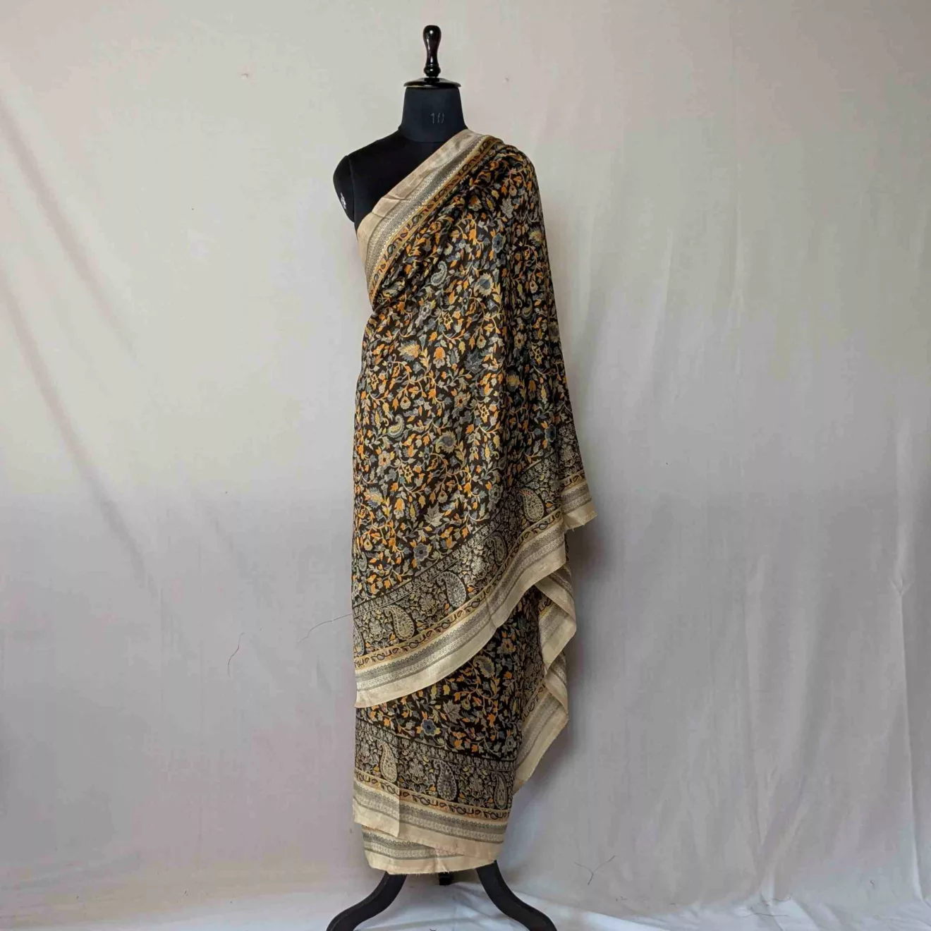 Black Beauty Noorjahan Kani Print Saree