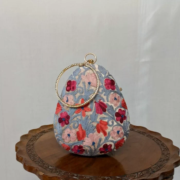 Aari Embroidered Bisma Oval Bag With Long Chain