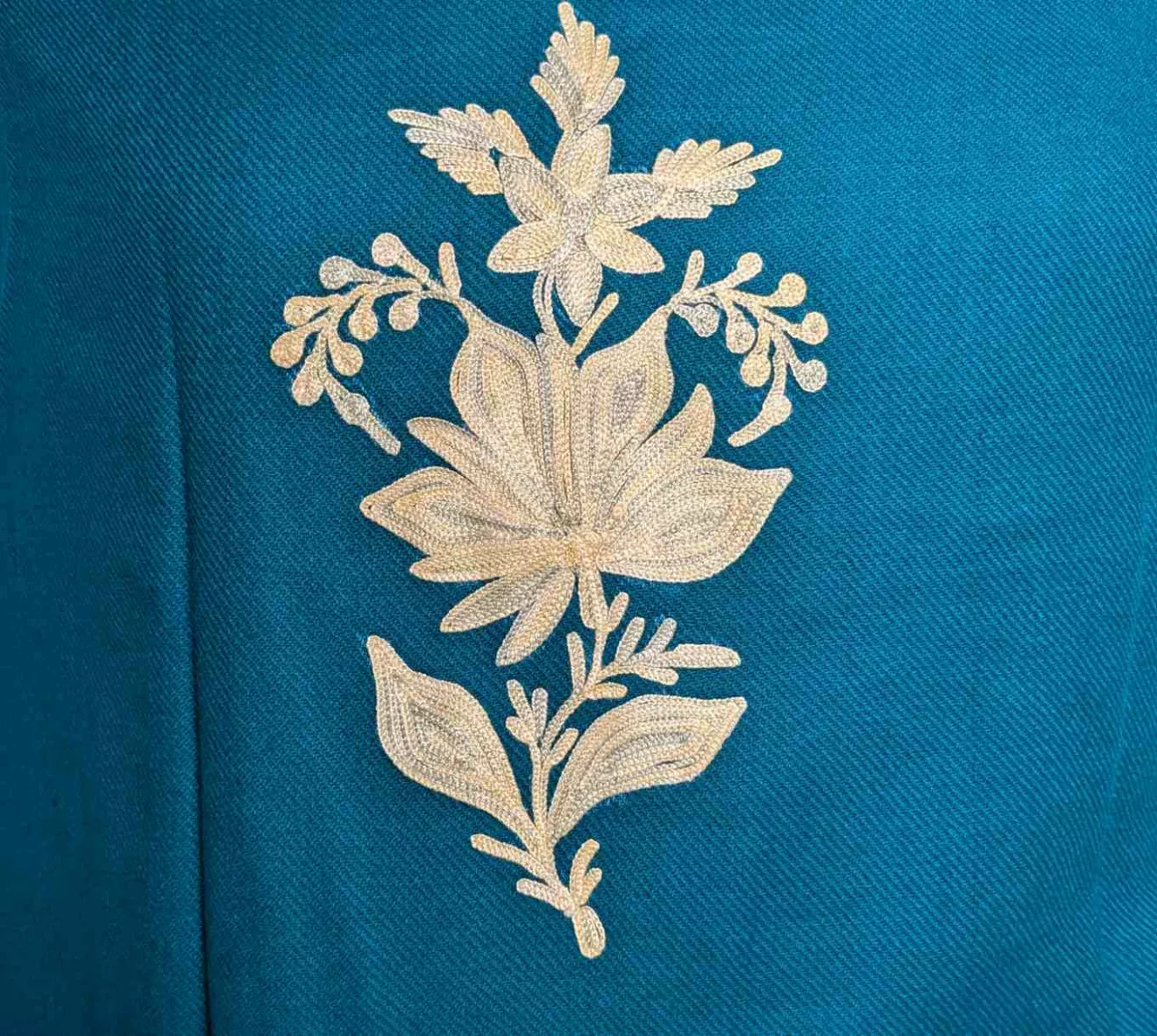 Bahara Aari Cashmilon Long Jacket - Image 4