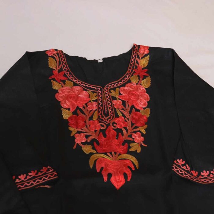 Sizzling Black Mehr Kashmiri Kids Girls Kurta With Trousers with Aari Embroidery (3-4Y) - Image 3