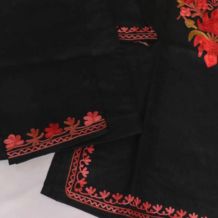 Sizzling Black Mehr Kashmiri Kids Girls Kurta With Trousers with Aari Embroidery (3-4Y) - Image 2