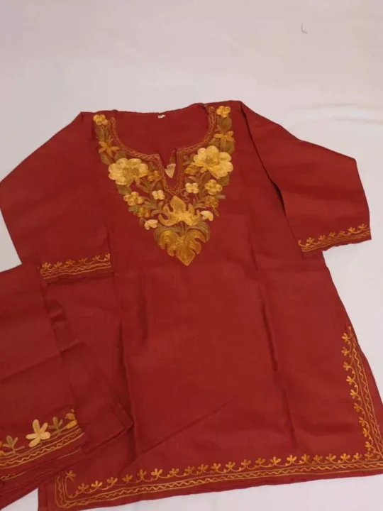 Maroon Mehr Kashmiri Kids Girls Kurti With Trousers With Chinari Aari Embroidery (4-5Y)