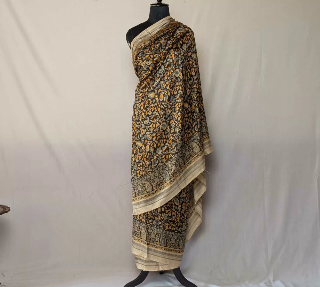 Brown Noorjahan Kani Print Saree - Image 3