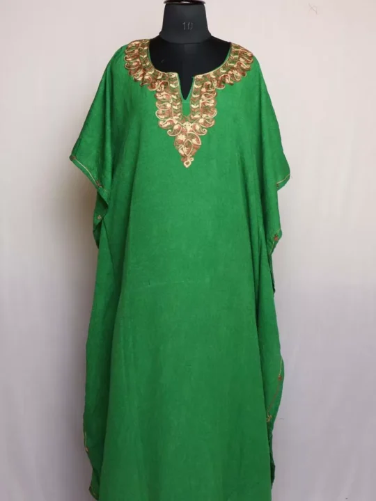 Green Kashmiri Kaftan – Aari Embroidered Crush Cotton L52