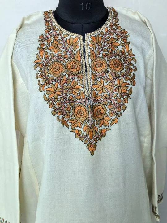 White Short Pheran for Women | Latest Pheran Design for Female | Kashmiri Raffal Sozni Handwork (38,49)