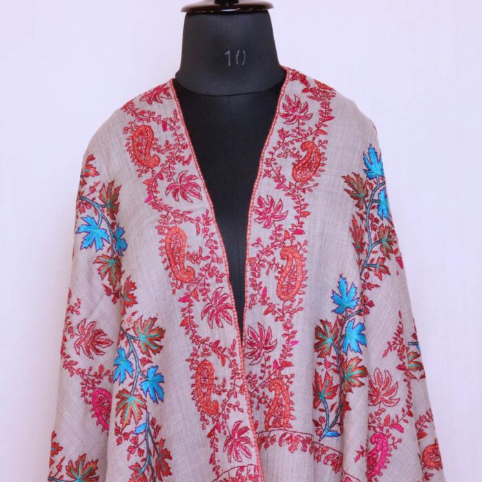 Natural Kashmiri Shawl | 9 Lines Chinar Needle Paper Machie Sozni Work - Image 2