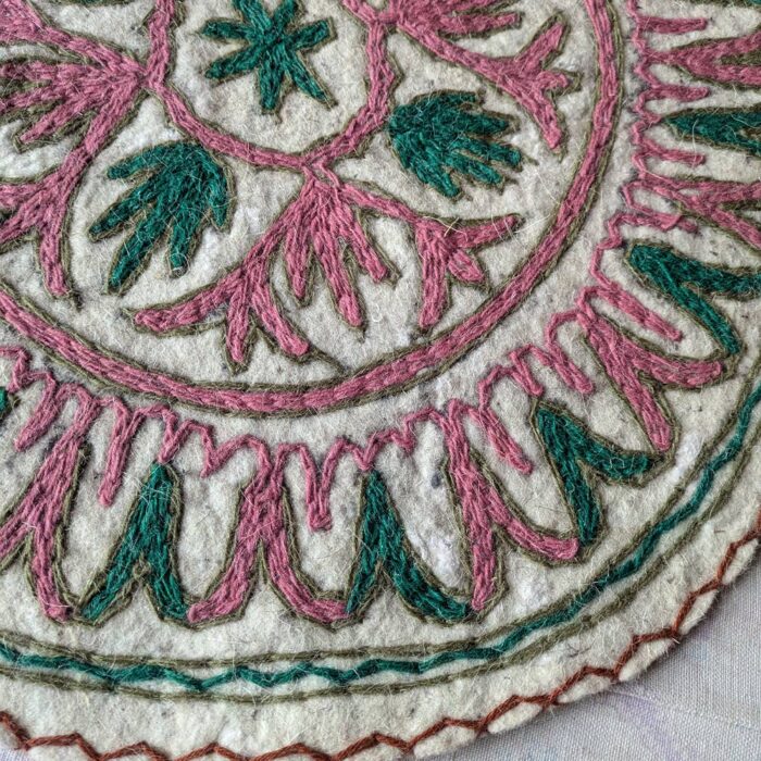 Gurezi Namda Rug, Round Meditation mat | Aasan or Chair Pad 2FT - Image 2