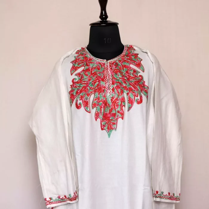 Jannan White Kashmiri Pheran For Beautiful Lady
