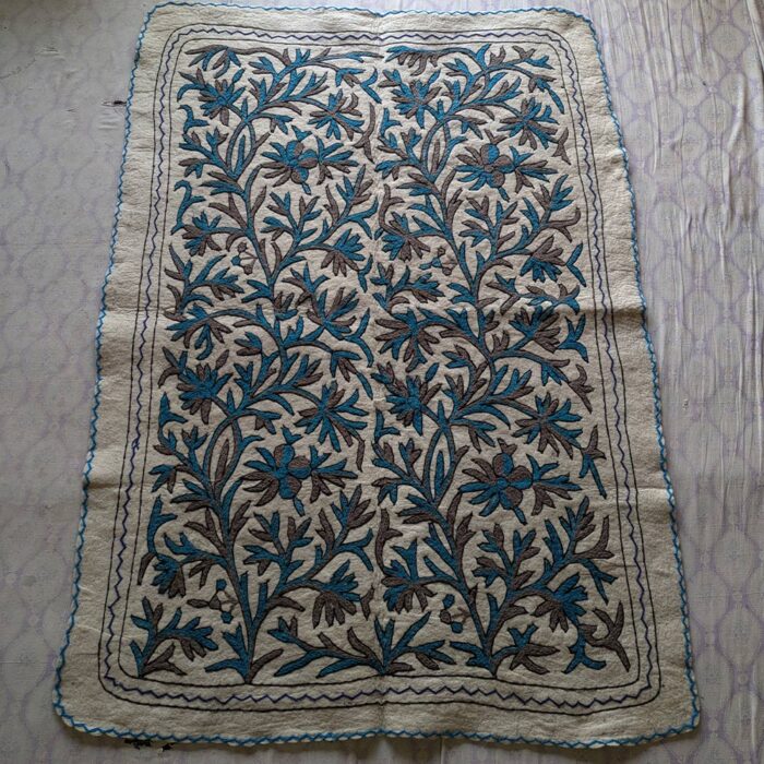 Wular Namda 6×4Ft Pure Wool Handmade Aari Embroidered