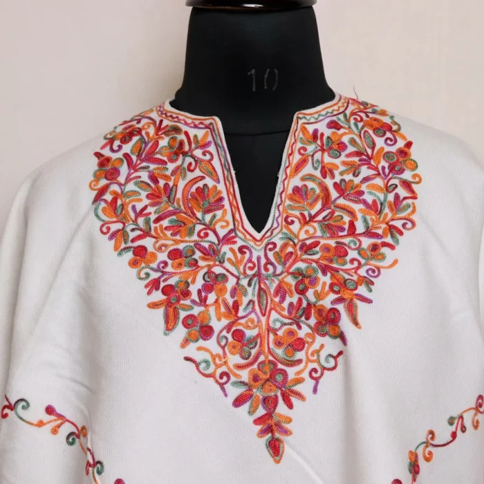 Yemberzal White Poncho Aari Crafted - Image 2
