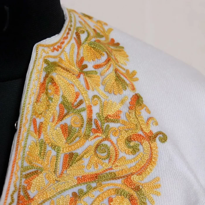 White Kashmiri Poncho Detailed Aari Work - Image 3