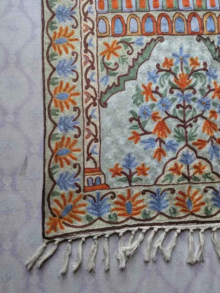 Kashmiri Handmade Prayermat- Hand Embroidered Chain Stich 3x2ft - Image 5