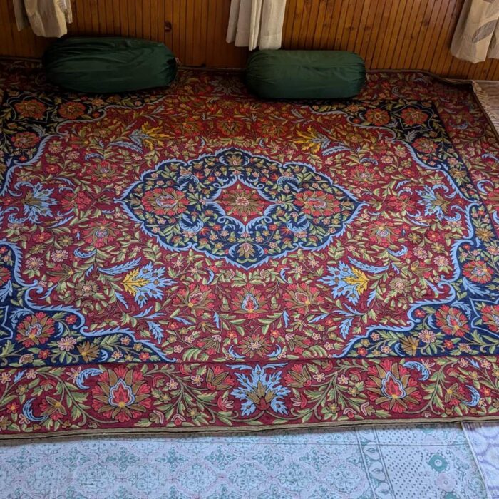 Handcrafted Kashmiri Carpet/Rug 10*8 With Chainstitch Embroidery