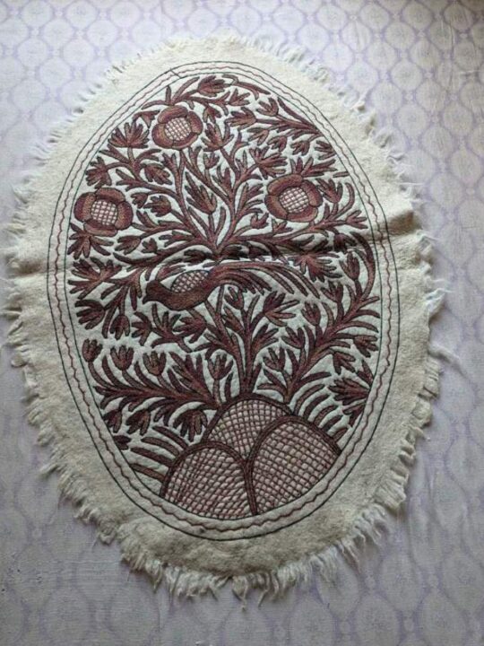 Harud Kashmiri Wool Namda Rug 5×3Ft