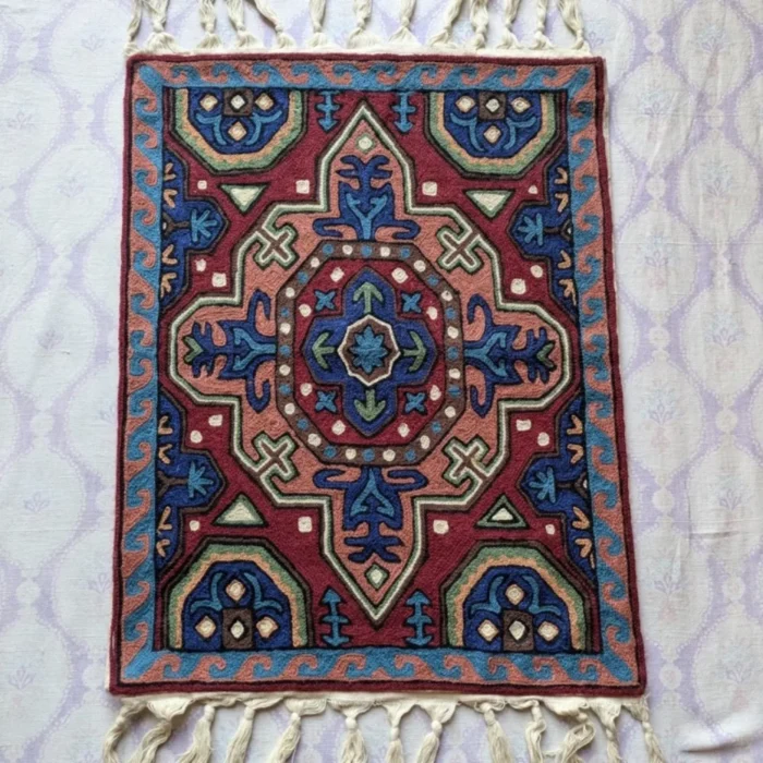 Artistic Versatile Kashmiri Chain-Stitch Rug (2ft x 1.5ft)