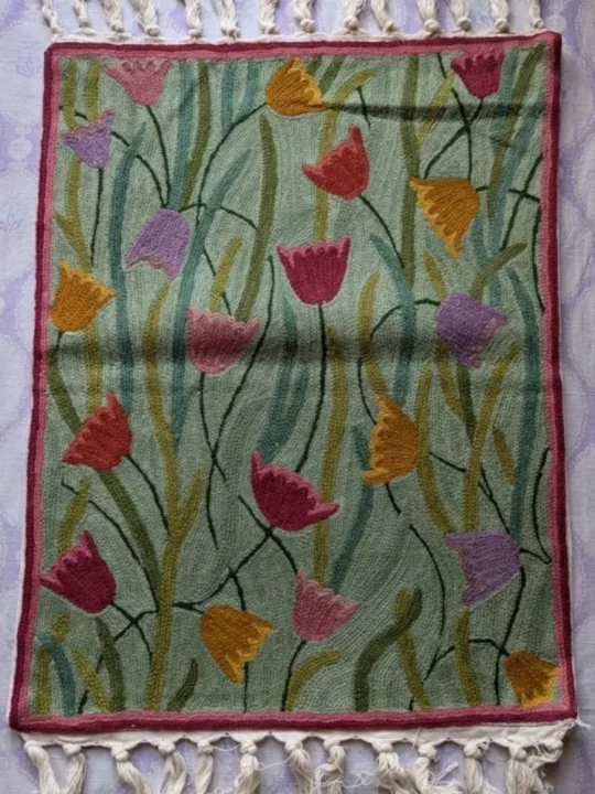 Insha Floral Kashmiri Handmade Chain Stitch Rug (2x1.5 ft)