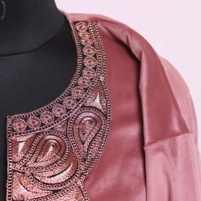 Beautiful Pink Velvet Tilla Pheran Kurta from Kashmir - Iltija - Image 3