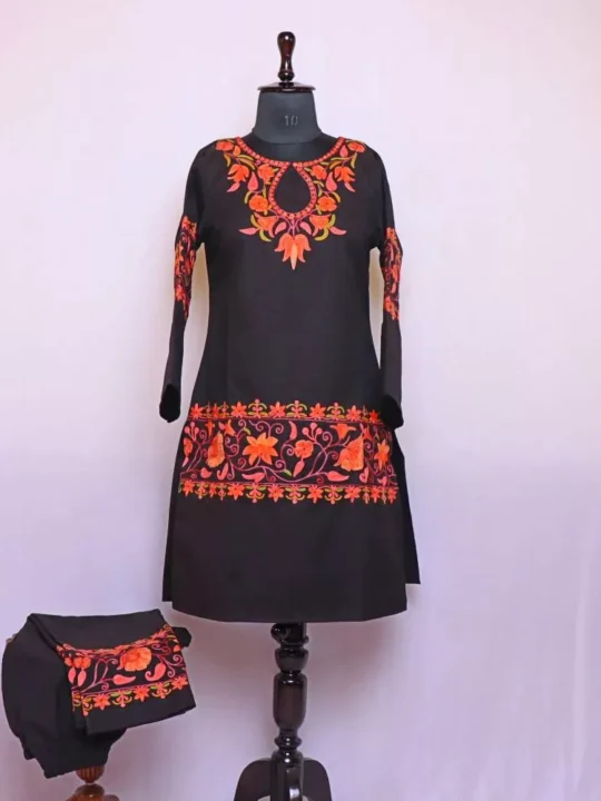Black Lady Hut Kashmiri Coord Kurta Set for Winter | Very Warm | Maroofa Collection