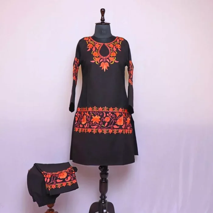 Black Lady Hut Kashmiri Coord Kurta Set for Winter | Very Warm | Maroofa Collection