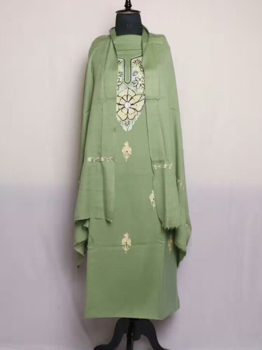 Kashmiri Woolen Suit 3PC With- Unstiched Dress for Winter Wear