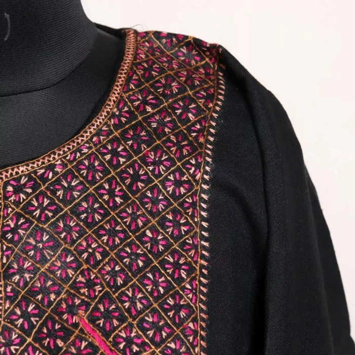 Shahi Black Kashmiri Pheran in Pure Wool with Sozni Handwork - Image 3