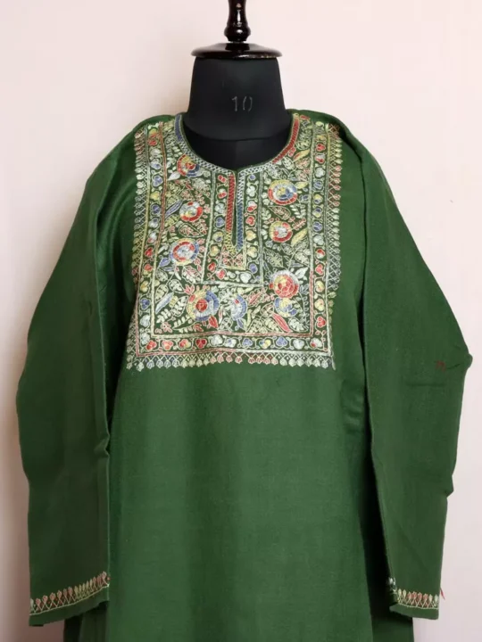 Green Sozni Handwork Pheran for Women | Pure Wool Thread Work Phiran