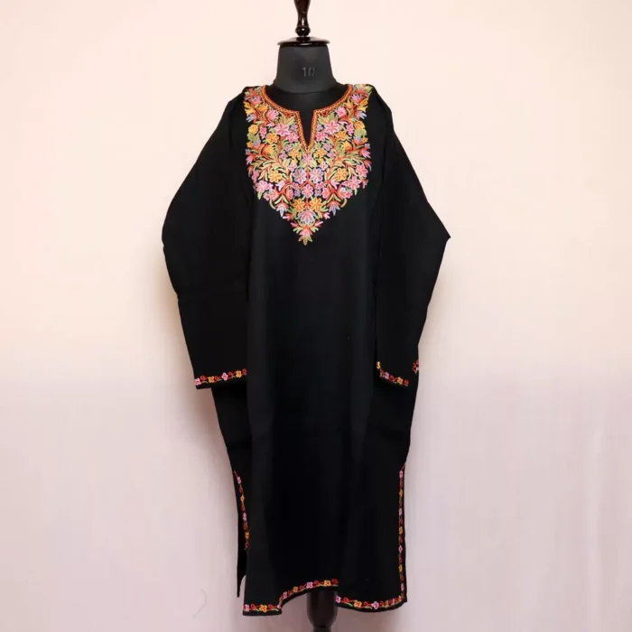 Black Kashmiri Pheran With Aari Hand Embroidery - Image 2