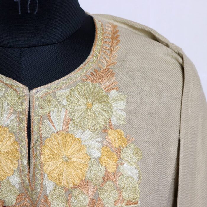Bush Brown Kashmiri Posh Cashmilon Pheran with Aari Embroidery - Image 3