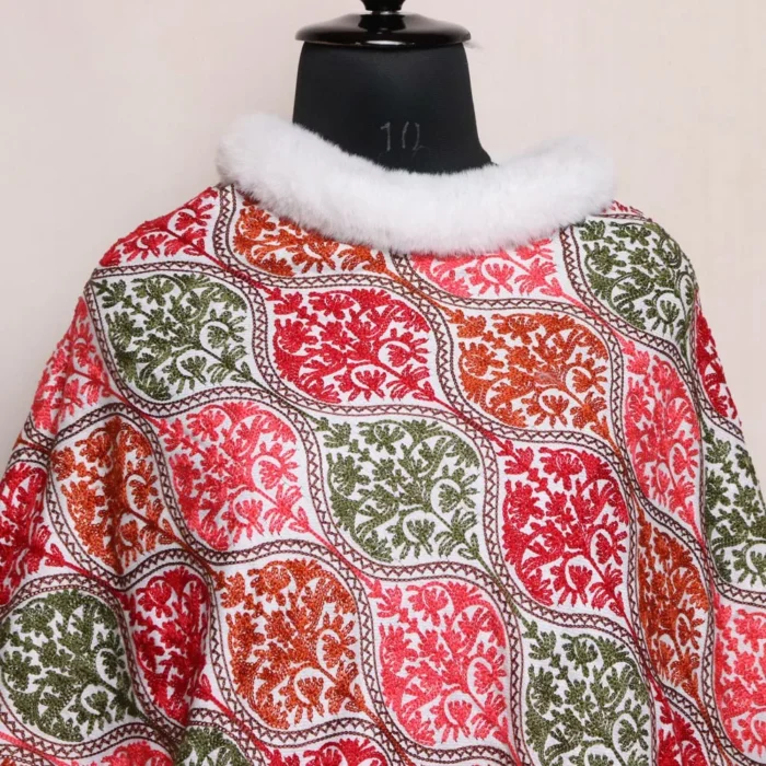 White Poncho Beautiful Aari Crafted - Image 2