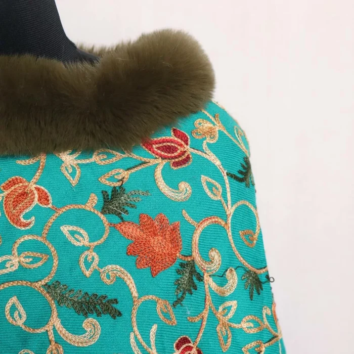 Green Winter Warm Kashmiri Poncho Aari Crafted - Image 3