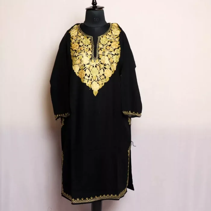 Baba Black Kashmiri Pheran with Aari Embroidery – Stylish & Warm Winter Wear (W44) - Image 2