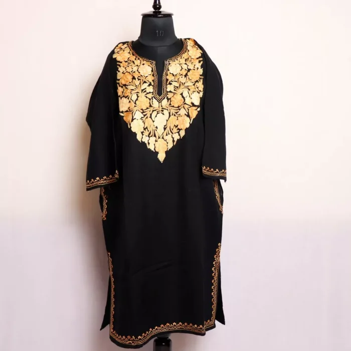 Saima Stylish Kashmiri Cashmilon Pheran – Warm and Comfortable Winter Attire (W44) - Image 2