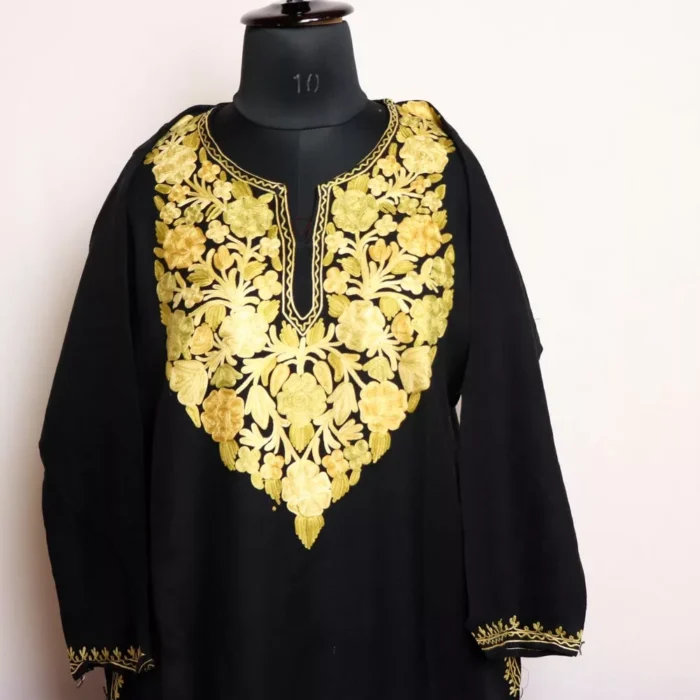 Baba Black Kashmiri Pheran with Aari Embroidery – Stylish & Warm Winter Wear (W44)