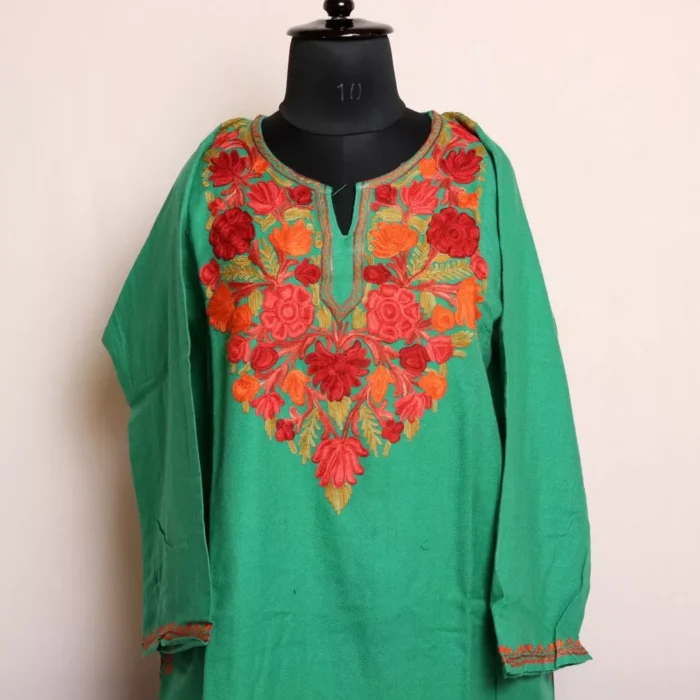 Mehrunisa Green Kashmiri Pheran with Aari Embroidery – Stylish & Warm Winter Wear (W46)
