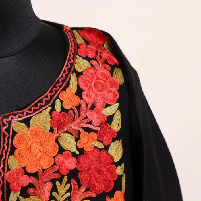 Mahnoor Black Kashmiri Pheran with Aari Embroidery – Stylish & Warm Winter Wear (W48) - Image 2