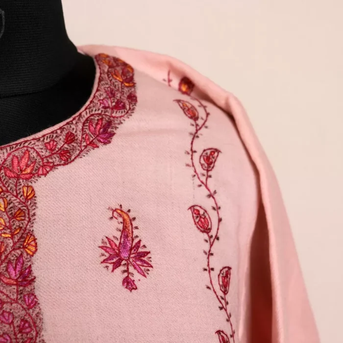 Hania Light Pink Pheran - Pure Wool With Kashmiri Sozni Needle Work - Image 3