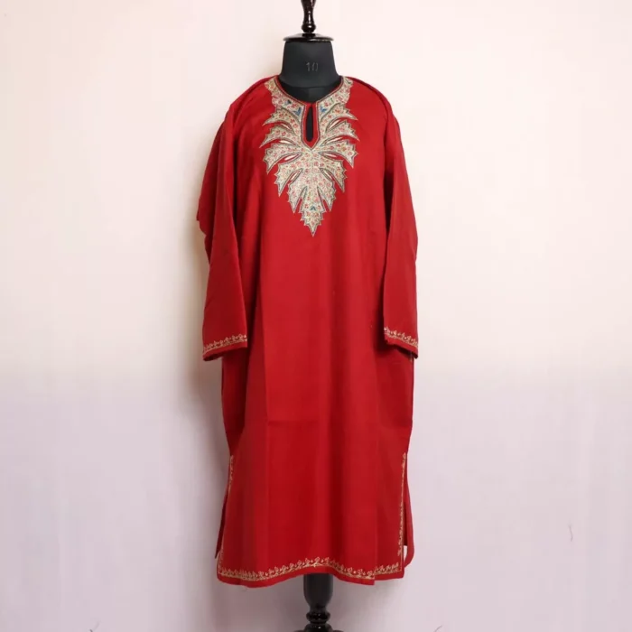 Chinari Maroon Sozni Handwork Pheran for Women | Pure Wool Thread Work Phiran - Image 2