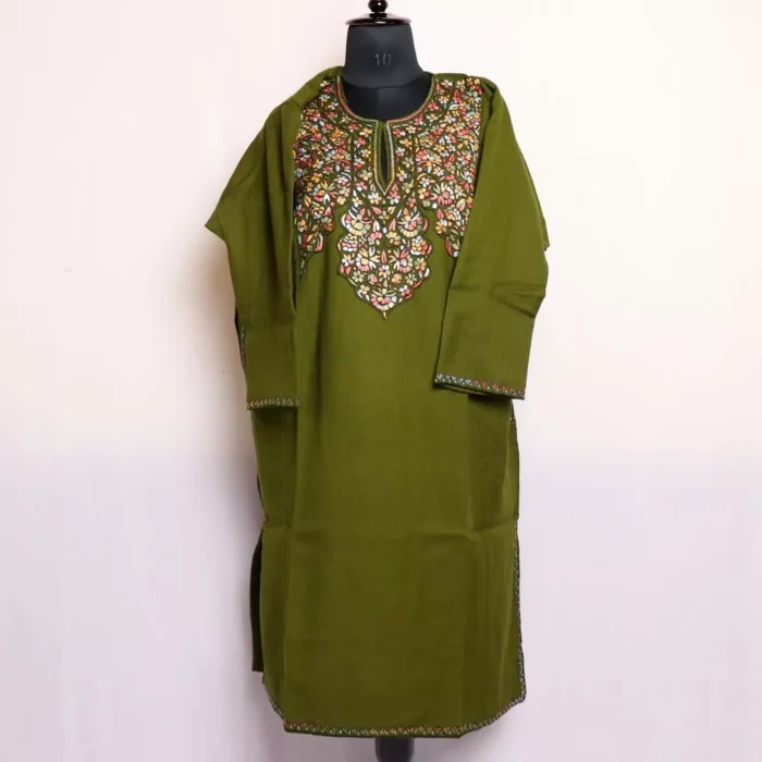 Daisy Mehndi Green Kashmiri Pheran in Pure Wool with Sozni Handwork - Image 2