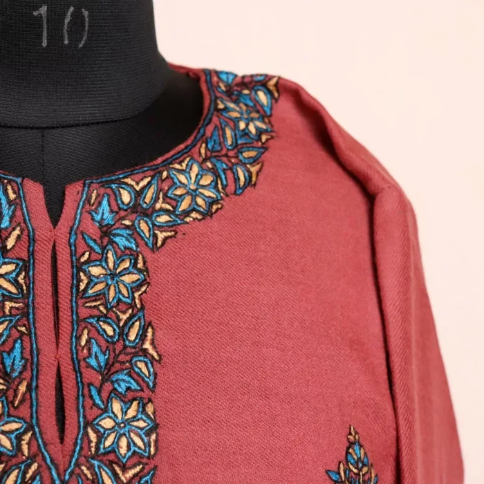 Nun Chai Pink Sozni Pheran - Pure Wool With Kashmiri Needle Work - Image 3