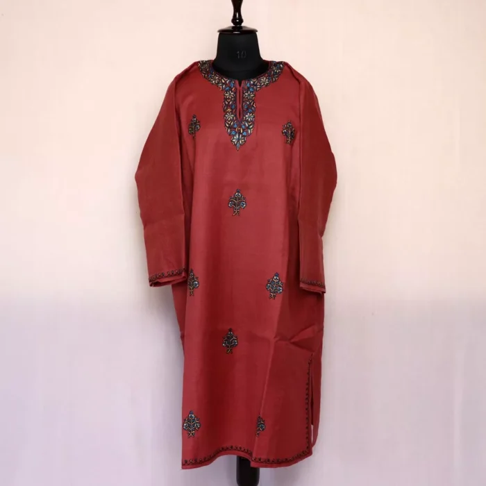 Nun Chai Pink Sozni Pheran - Pure Wool With Kashmiri Needle Work - Image 2