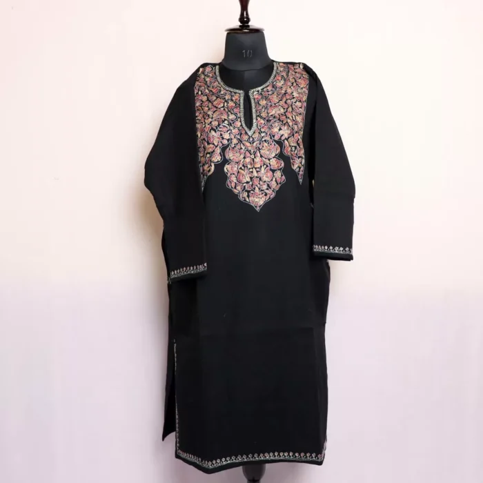 Shagufta Black Kashmiri Pheran in Pure Wool with Sozni Handwork - Image 2